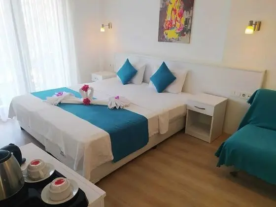Standard Tek Büyük Yataklı Oda, 1 Çift Kişilik veya 2 Tek Kişilik Yatak, Balkon/Veranda