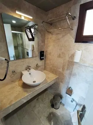 Standard Tek Büyük Yataklı Oda, 1 Çift Kişilik veya 2 Tek Kişilik Yatak, Balkon/Veranda