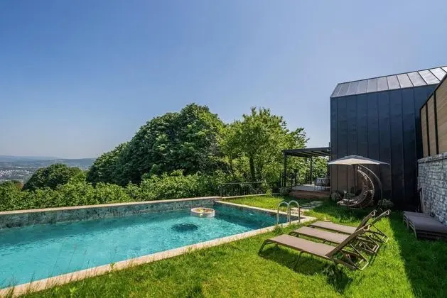 Suite - İki Yatak Odalı, Göl Manzaralı, Isıtmalı Özel Havuzlu
