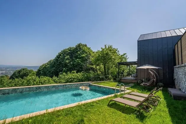 Suite - İki Yatak Odalı, Göl Manzaralı, Isıtmalı Özel Havuzlu