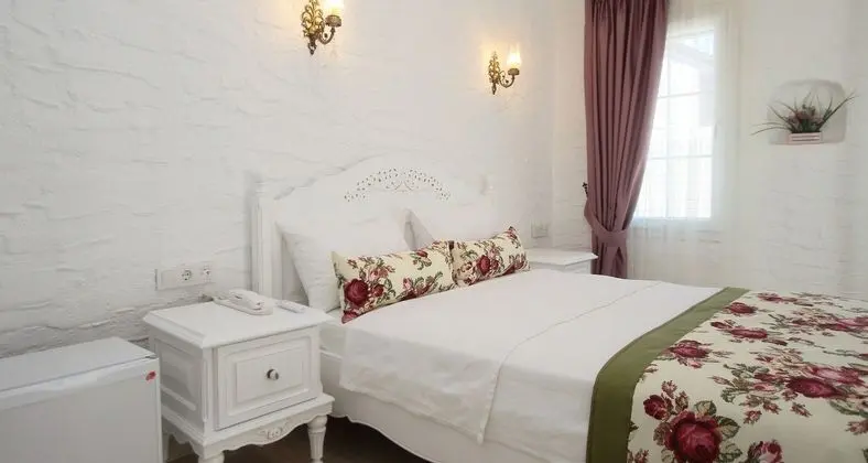 Standart Çift Kişilik Oda