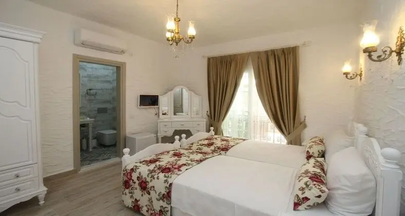 Standart Çift Kişilik Oda
