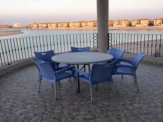 Family Chalet, 5 Bedrooms, Sea View, Upper Floor