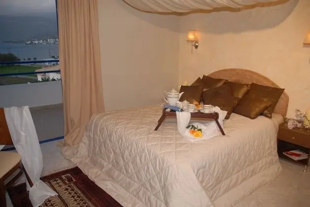 Deluxe Tek Büyük Yataklı Oda, Deniz Manzaralı