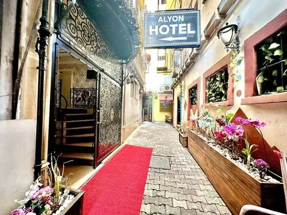 Standard Tek Büyük veya İki Ayrı Yataklı Oda, 1 Büyük (Queen) Boy Yatak, Şehir Manzaralı