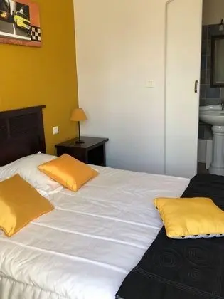 Standard Tek Büyük Yataklı Oda