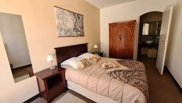 Tek Büyük Yataklı Oda (Escapade)