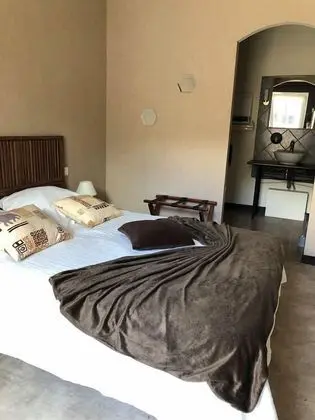 Tek Büyük Yataklı Oda (Escapade)