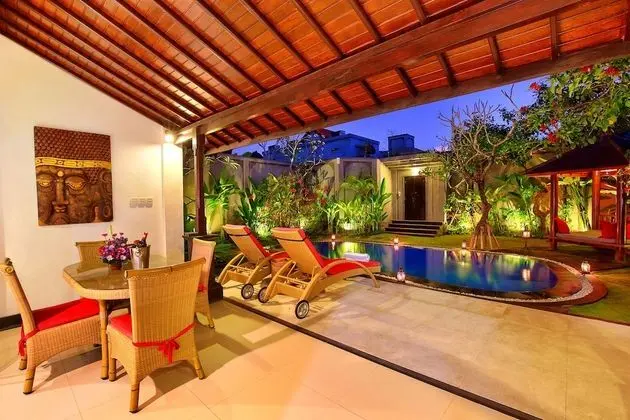 Family Villa, 3 Yatak Odası, Kişiye Özel Havuzlu
