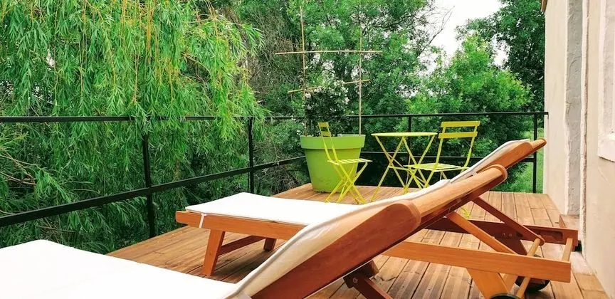 Deluxe Tek Büyük Yataklı Oda, Teras, Bahçe Manzaralı (Viognier )