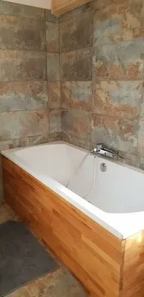 Deluxe Tek Büyük Yataklı Oda, Teras, Bahçe Manzaralı (Viognier )