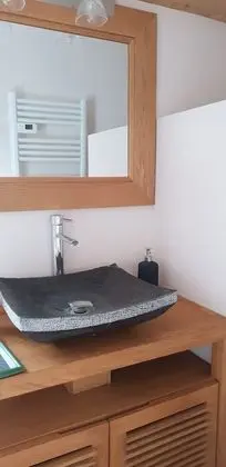 Deluxe Tek Büyük Yataklı Oda, Teras, Bahçe Manzaralı (Viognier )