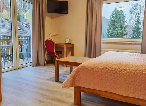 Standard Tek Büyük veya İki Ayrı Yataklı Oda