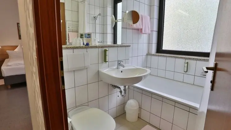Tek Büyük veya İki Ayrı Yataklı Oda