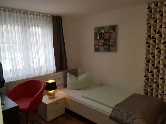 Economy Tek Büyük veya İki Ayrı Yataklı Oda