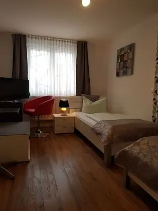 Economy Tek Büyük veya İki Ayrı Yataklı Oda