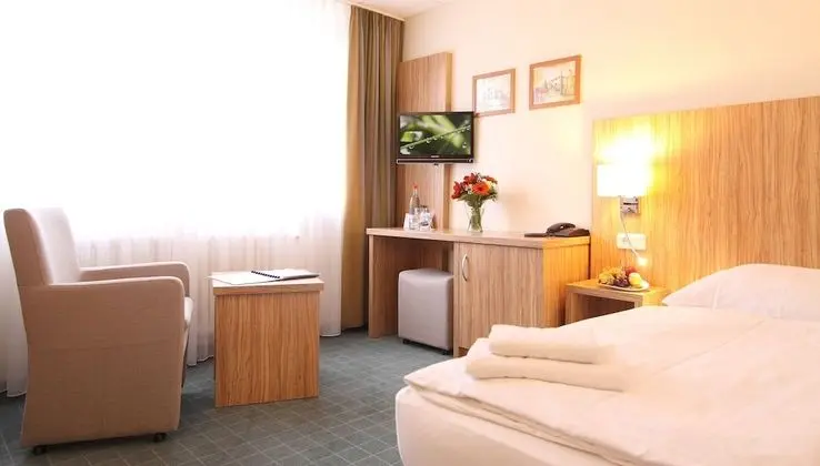 Comfort Tek Kişilik Oda, Bahçe Manzaralı