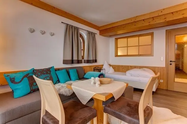 Süit, Balkon, Dağ Manzaralı (Dorfplatz)
