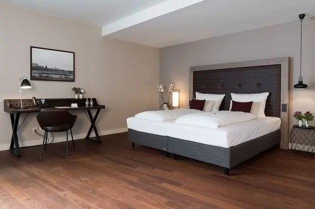 Deluxe Tek Büyük Yataklı Oda, Engellilere Uygun