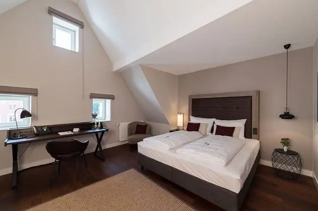 Deluxe Tek Büyük Yataklı Oda, Engellilere Uygun