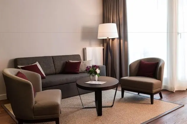 Deluxe Tek Büyük Yataklı Oda, Engellilere Uygun