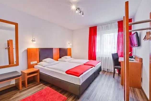 Tek Büyük Yataklı Oda