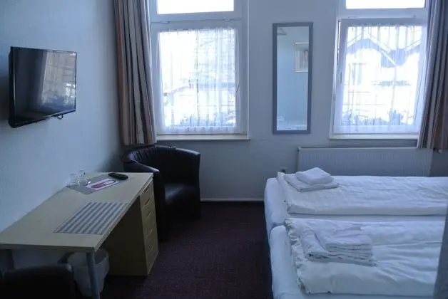 Tek Büyük veya İki Ayrı Yataklı Oda