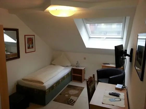 Tek Kişilik Oda, Sigara İçilebilir