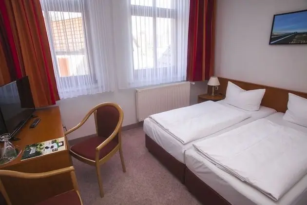 Tek Büyük veya İki Ayrı Yataklı Oda