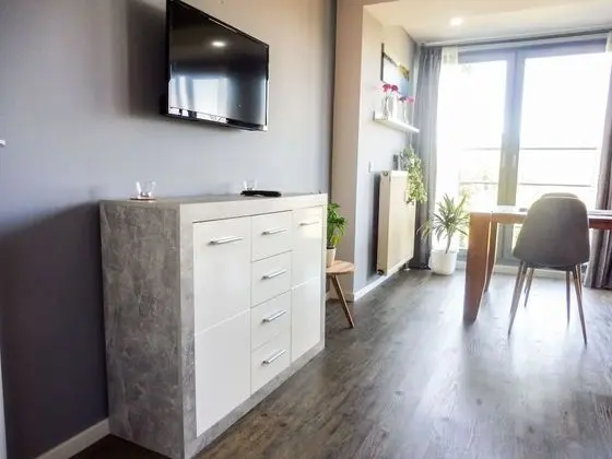 Ev