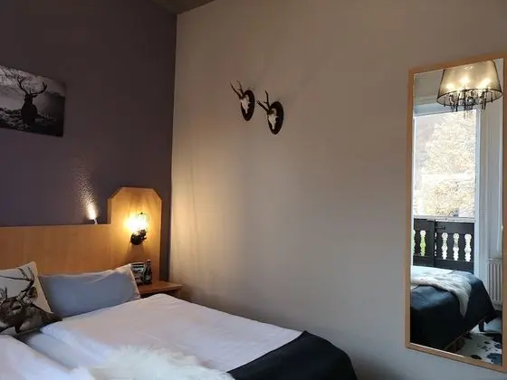Comfort Tek Büyük Yataklı Oda