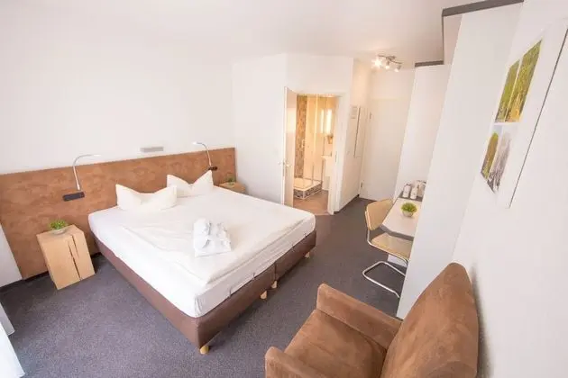 Standard Tek Büyük Yataklı Oda