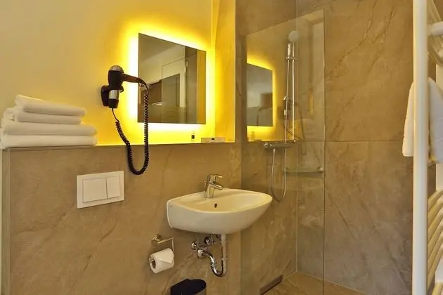 Deluxe Tek Büyük Yataklı Oda, Balkon