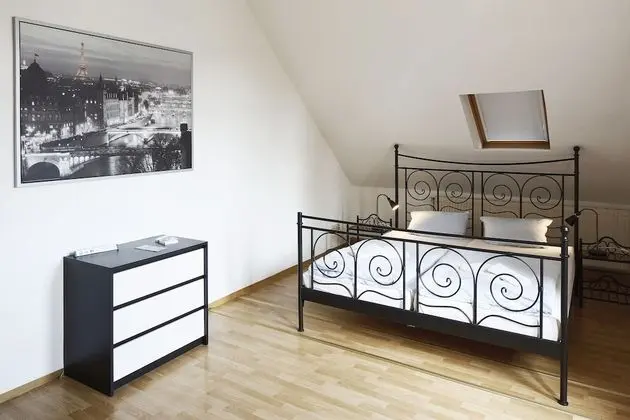 Tek Büyük Yataklı Oda