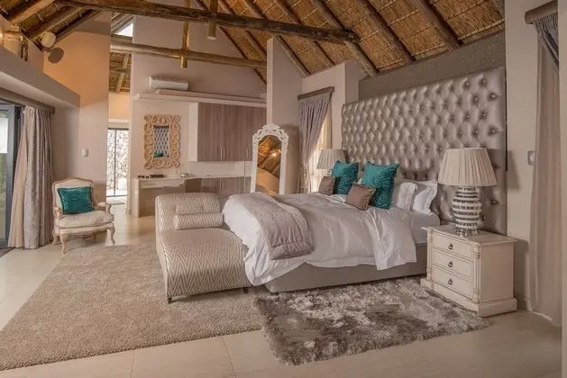 Luxury Oda, 1 En Büyük (King) Boy Yatak, Teras, Bahçe Manzaralı