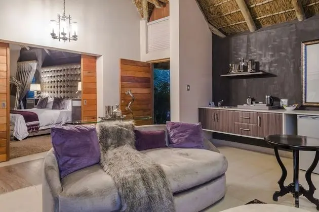 Luxury Oda, 1 En Büyük (King) Boy Yatak, Teras, Bahçe Manzaralı