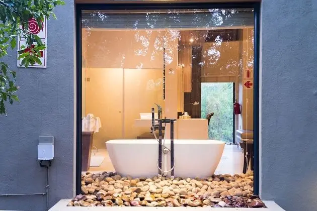 Luxury Oda, 1 En Büyük (King) Boy Yatak, Teras, Bahçe Manzaralı
