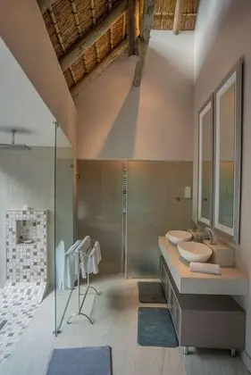 Luxury Oda, 1 En Büyük (King) Boy Yatak, Teras, Bahçe Manzaralı