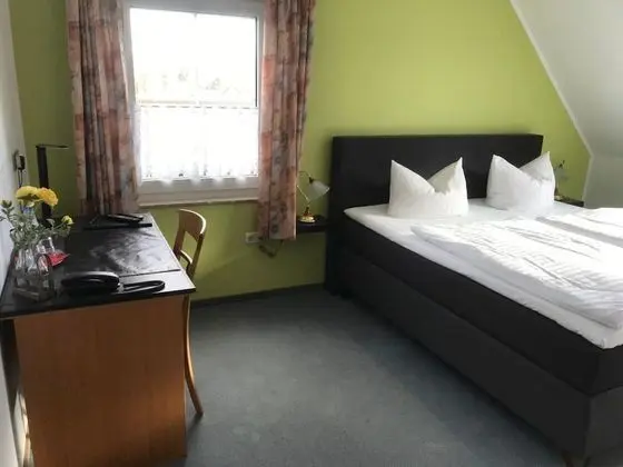 Tek Büyük Yataklı Oda