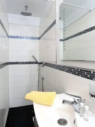 Classic Tek Büyük Yataklı Oda (4th Floor No Lift, attic floor)