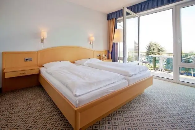 Tek Büyük Yataklı Oda