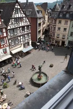 Superior Tek Büyük Yataklı Oda