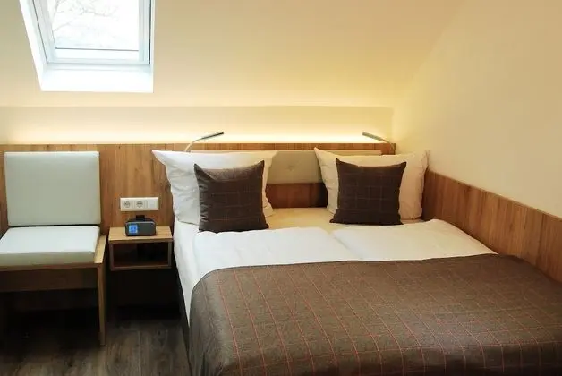 Comfort Tek Büyük Yataklı Oda