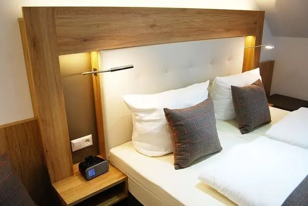 Comfort Tek Büyük Yataklı Oda