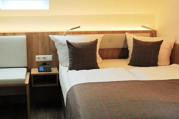 Comfort Tek Büyük Yataklı Oda