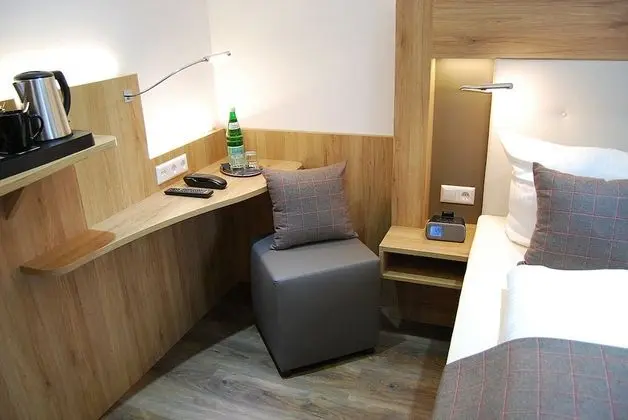 Comfort Tek Büyük Yataklı Oda