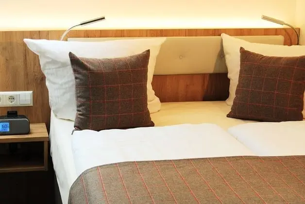 Comfort Tek Büyük Yataklı Oda