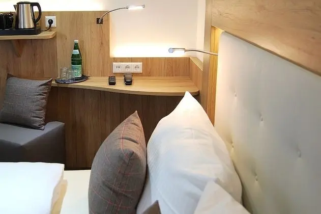 Comfort Tek Büyük Yataklı Oda