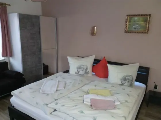 Comfort Tek Büyük Yataklı Oda