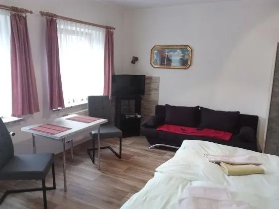 Comfort Tek Büyük Yataklı Oda